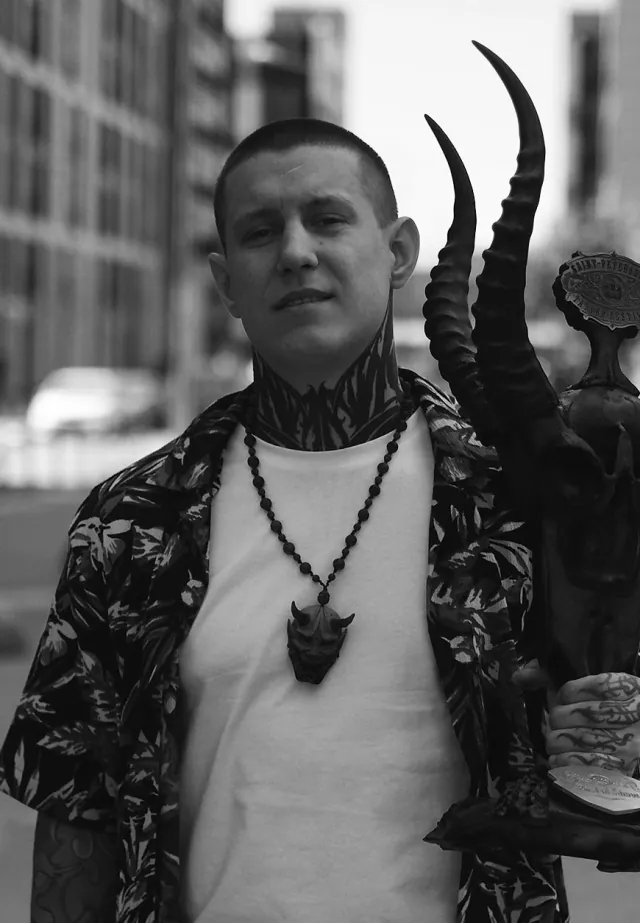 Anton Martiushev, tatuador de Los Angeles