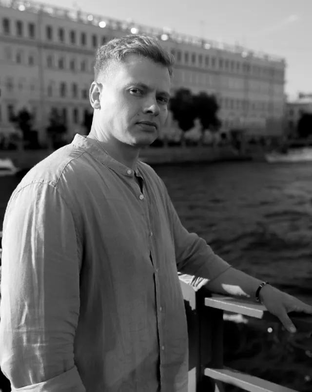 Evgenii Antsupov, tatuador de Rome