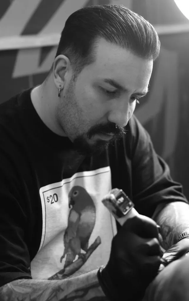 Guizo, tatuador de Lisbon