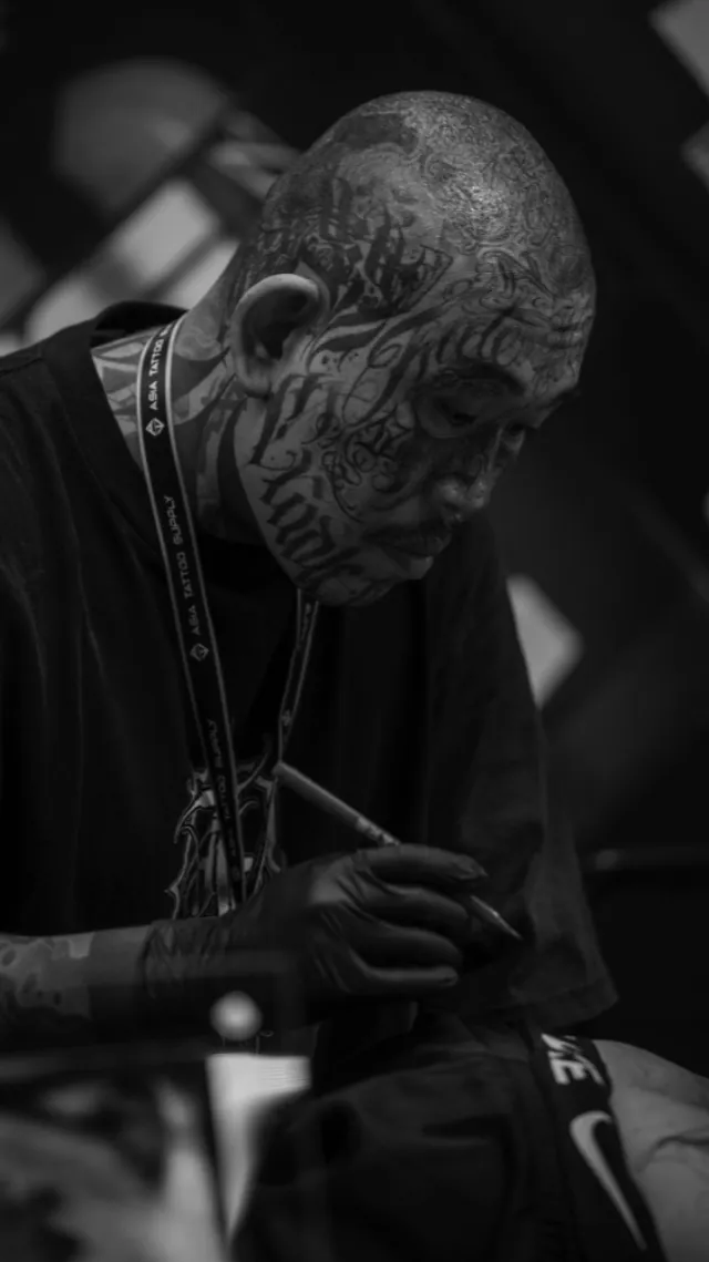 Holy Yuki, tatuador de Hiroshima