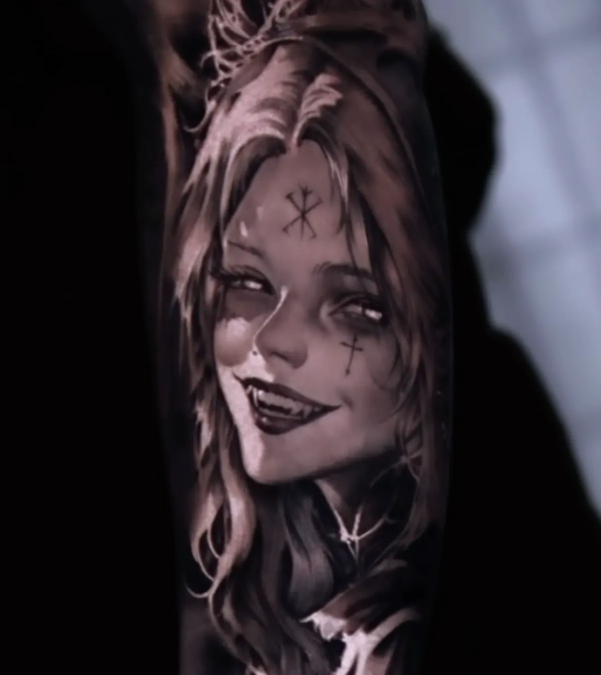 Tatuagem black and grey de Hugo Feist feita com tinta Allegory