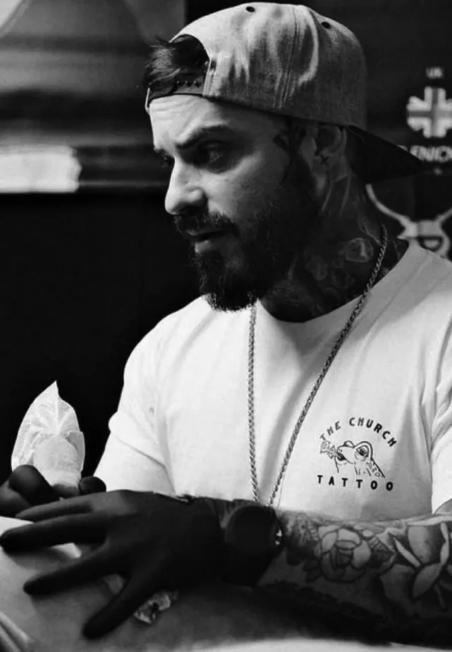Nick Imms, tatuador de Birmingham