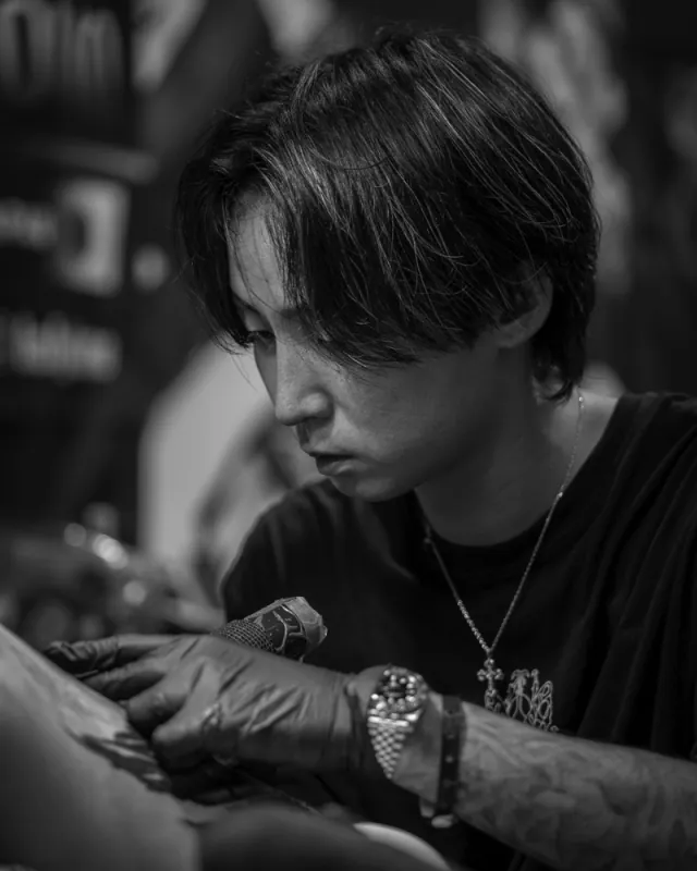 Sen, tatuador de Osaka